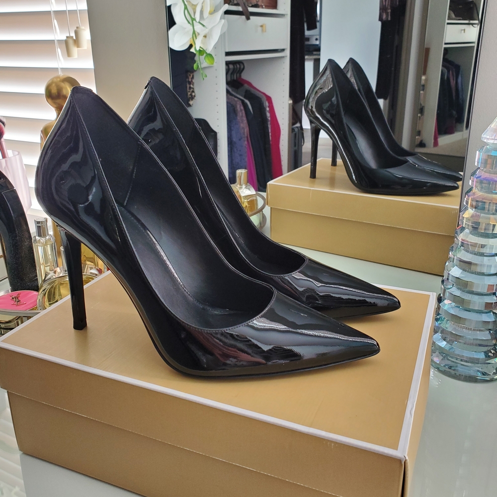 New MICHAEL Michael Kors Black Patent Stiletto Pumps Sz 10 - Picture 2 of 9